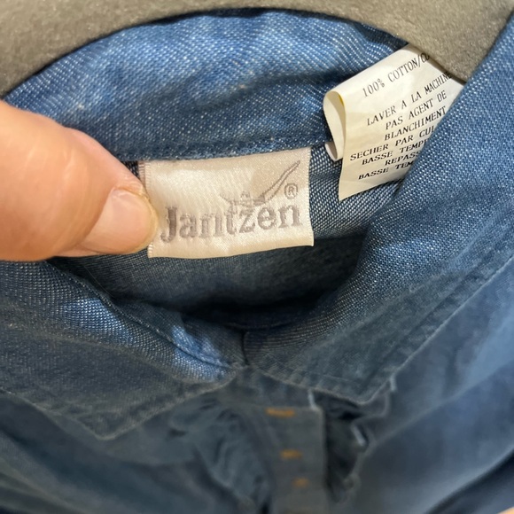 Feminine Denim Blouse - Picture 9 of 9